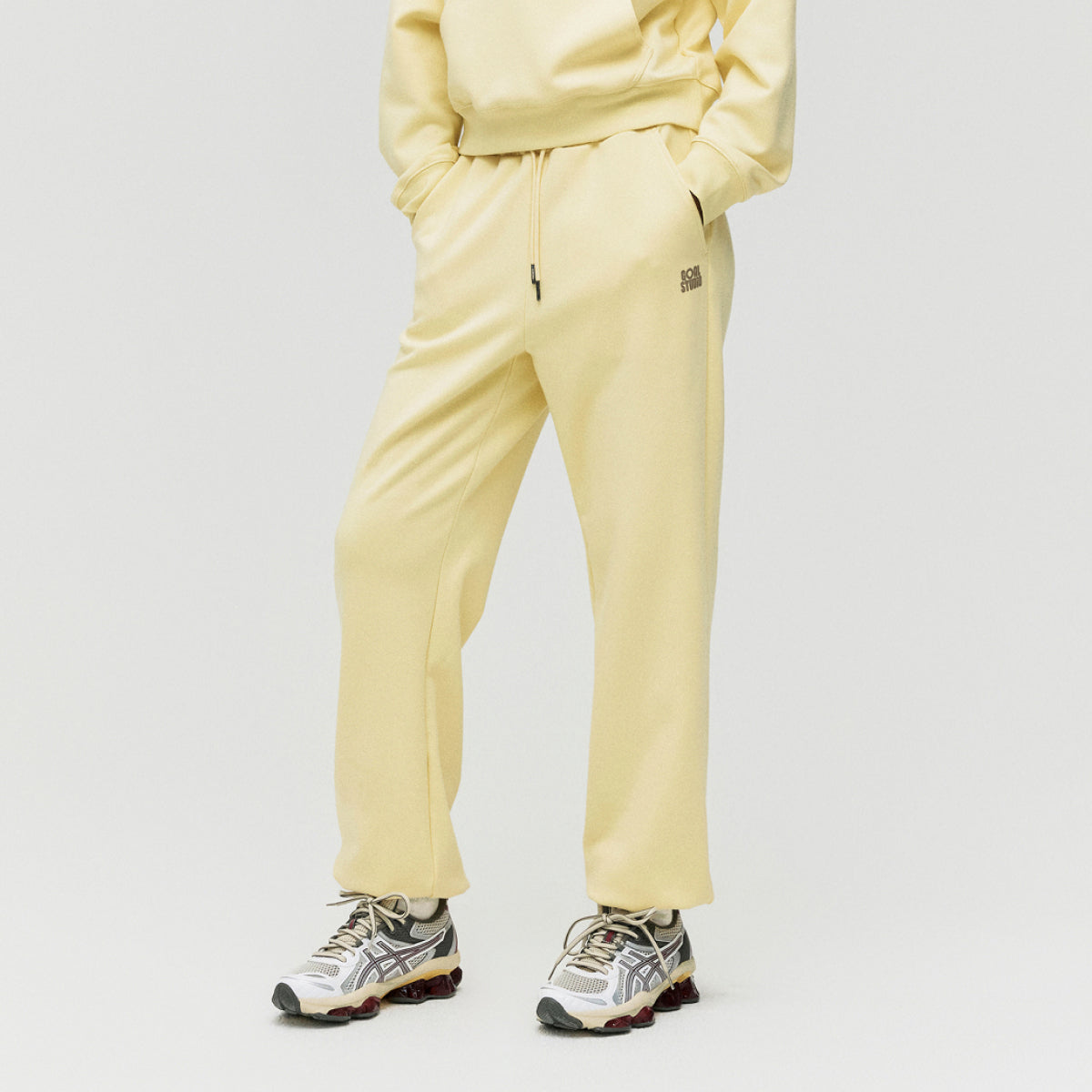 W'S ACTIVE JOGGER - LIGHT YELLOW