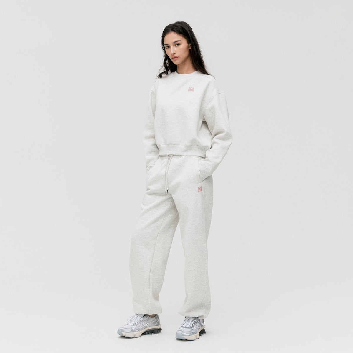 W'S ESSENTIAL BRUSHED SWEAT - OATMEAL