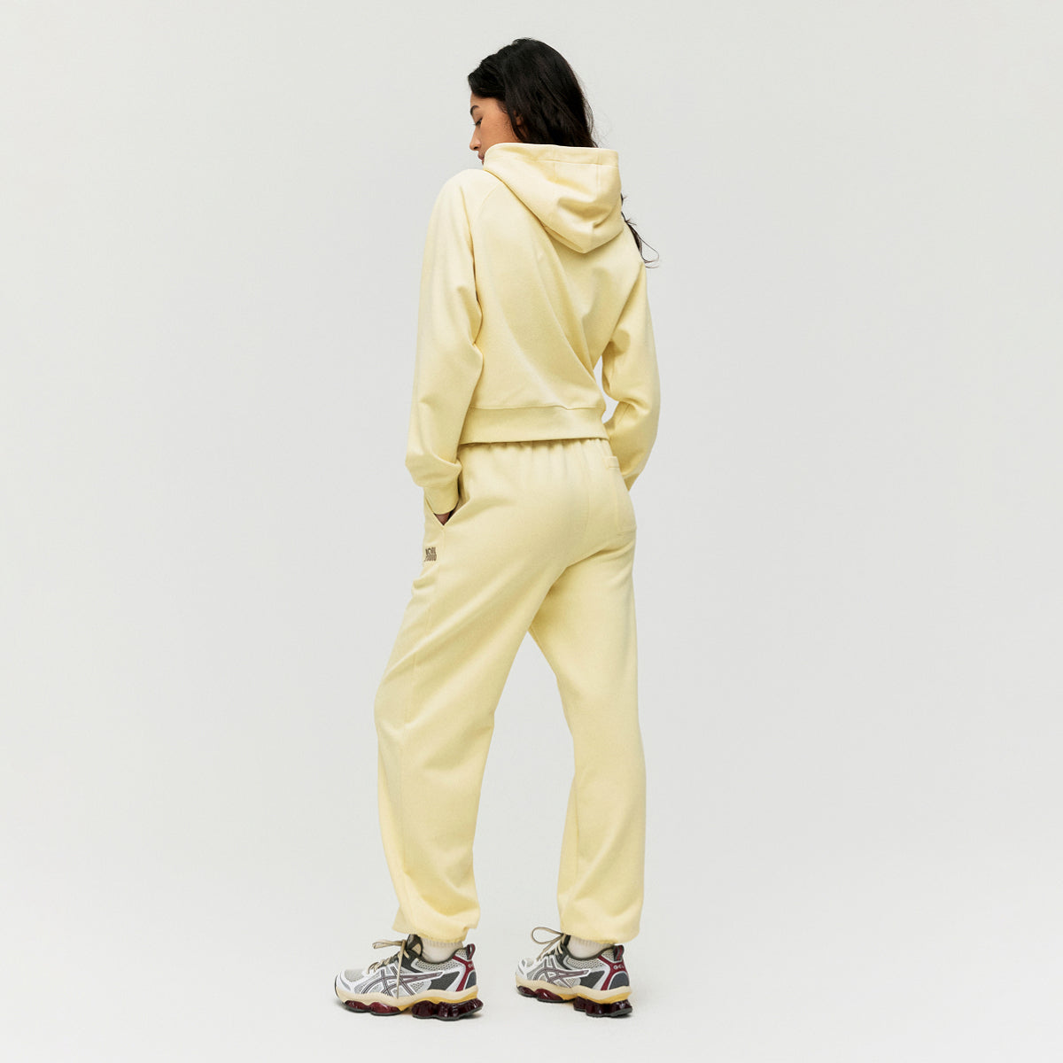 W'S ACTIVE JOGGER - LIGHT YELLOW