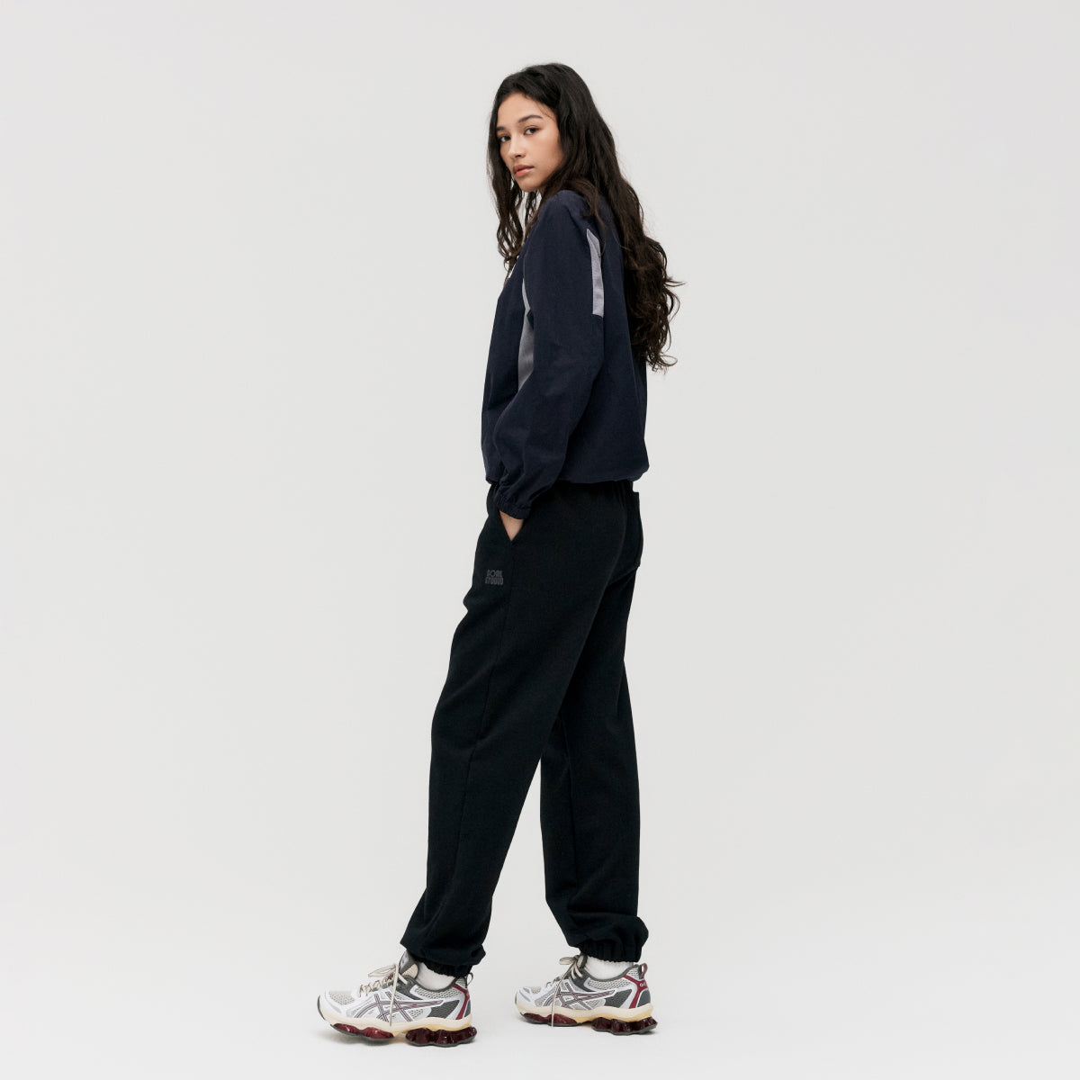 ESSENTIAL STRETCH WIND PULLOVER - NAVY