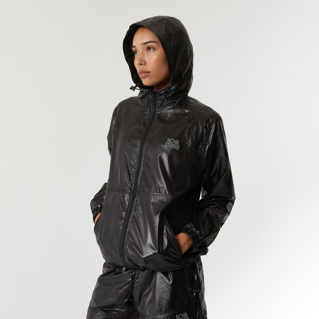 ゴールスタジオ グロッシー フーデッド ライトウェイト ジャケット ブラック