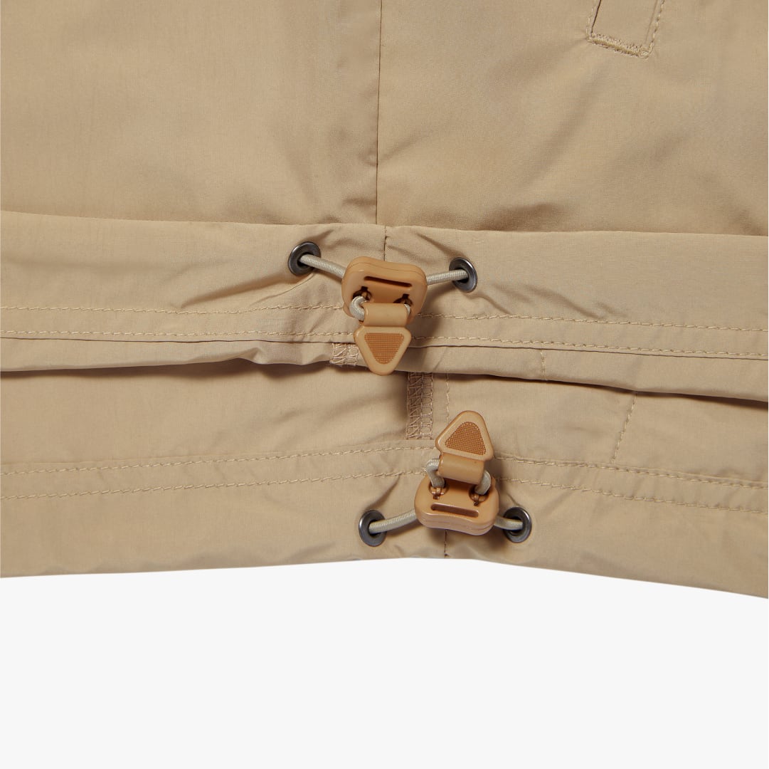 ゴールスタジオ エアスルー ナイロン ロングスリーブ ウィンドプルオーバー ピステ ベージュ