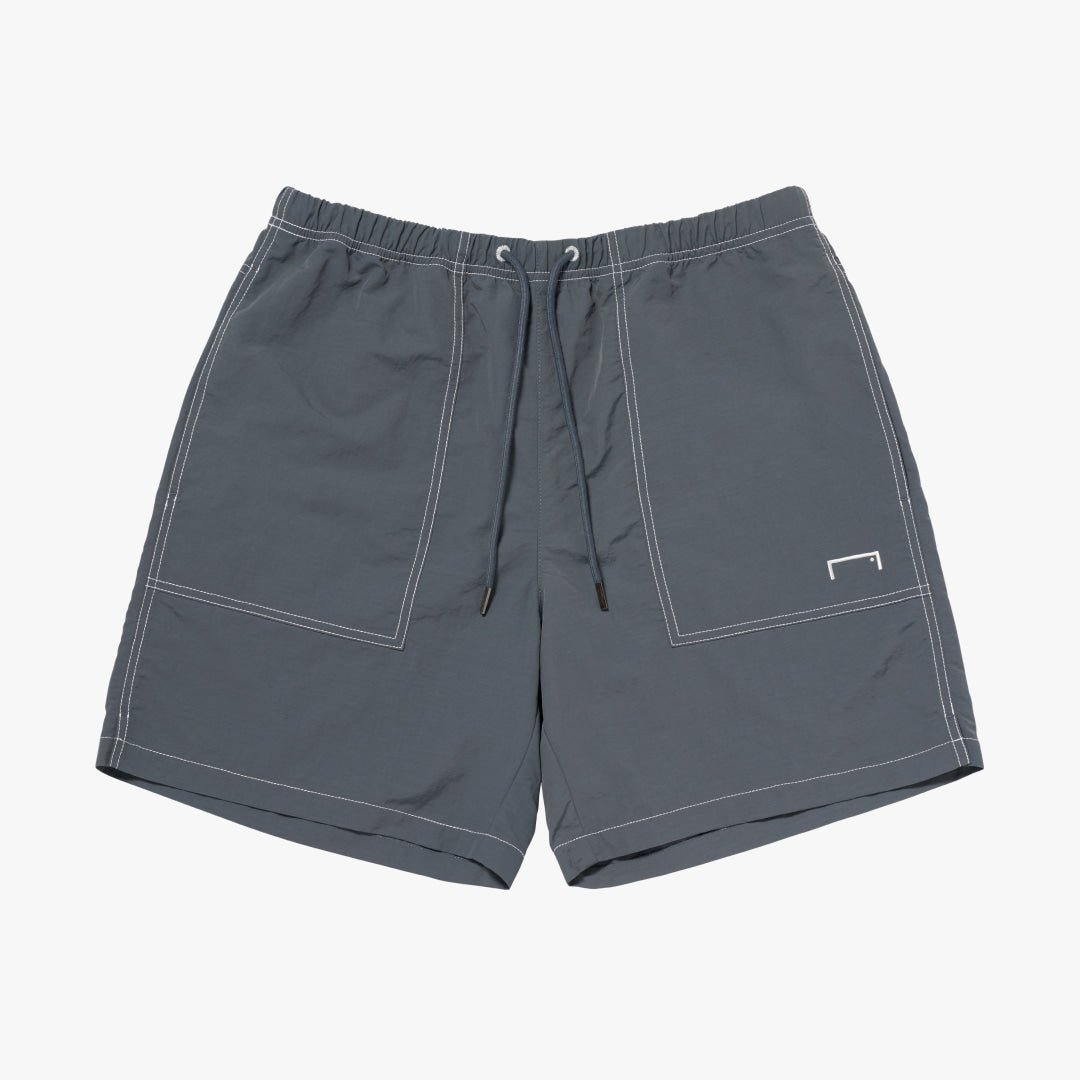 ゴールスタジオ エッセンシャル リップストップ ショーツ チャコール