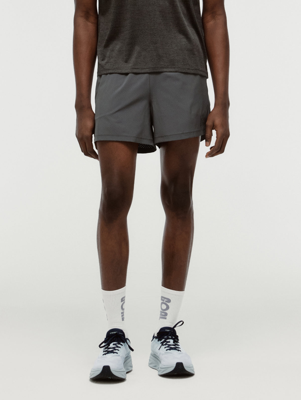 M'S 5" RUNNING SHORTS - CHARCOAL