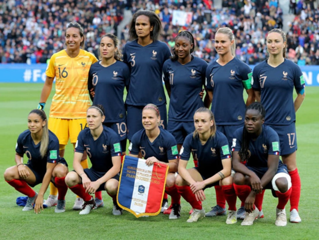 オリンピック・リヨンの成功的なシーズンがフランスW杯の成功につながるのだろうか？