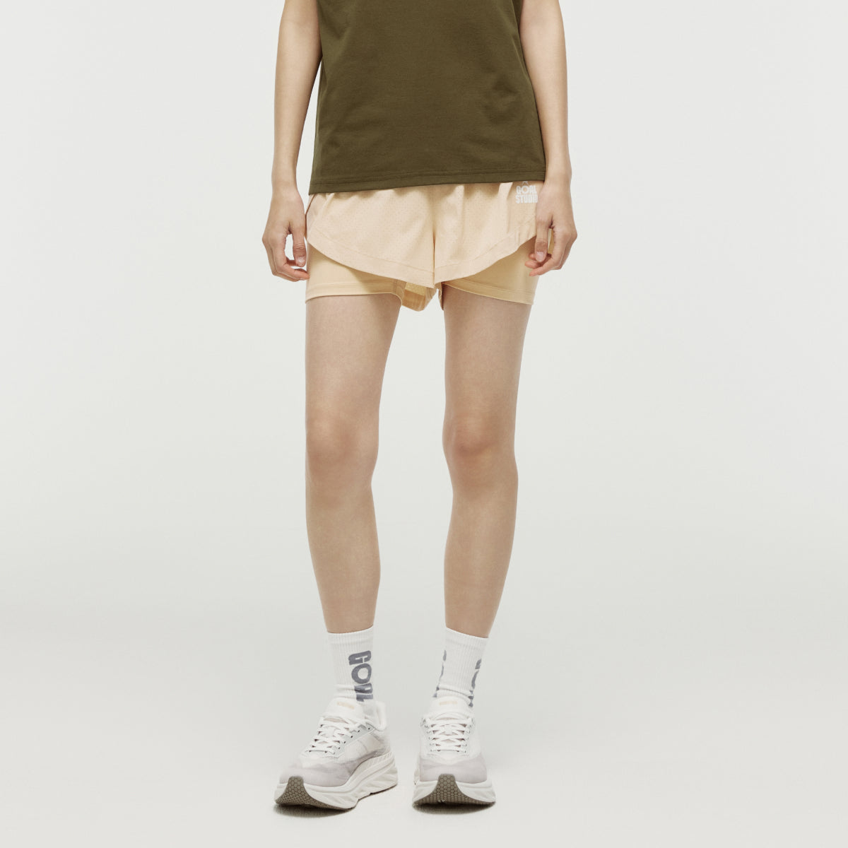 W'S 2" RUNNING SHORTS - SAND