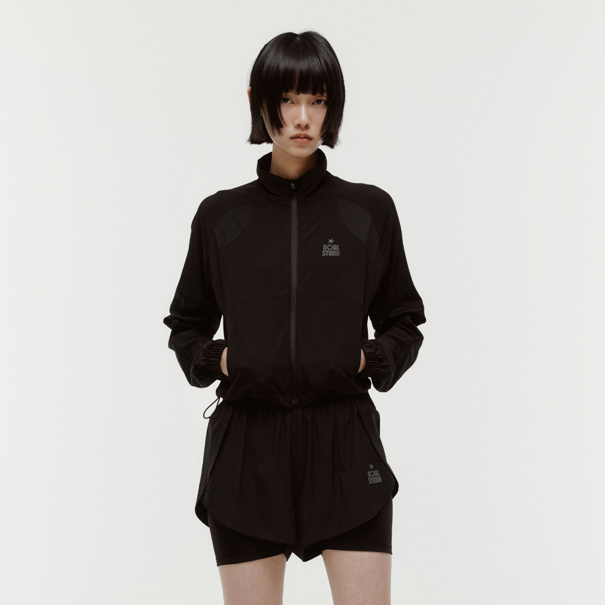W'S PUNCHING LIGHT JACKET - BLACK