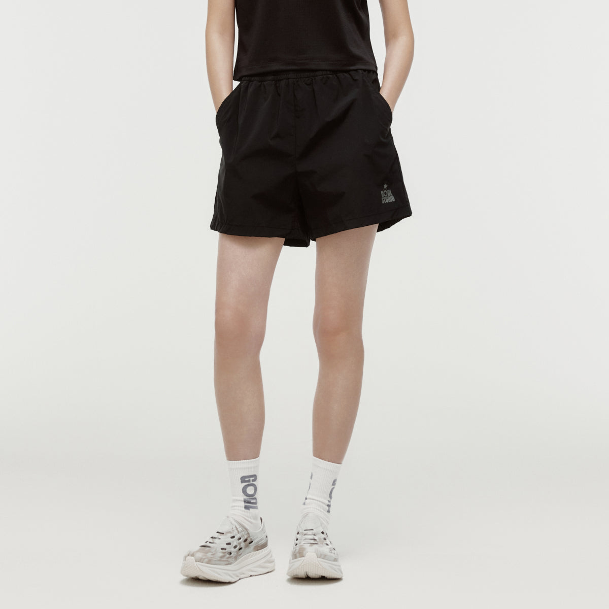 W'S ESSENTIAL STRETCH SHORTS - BLACK