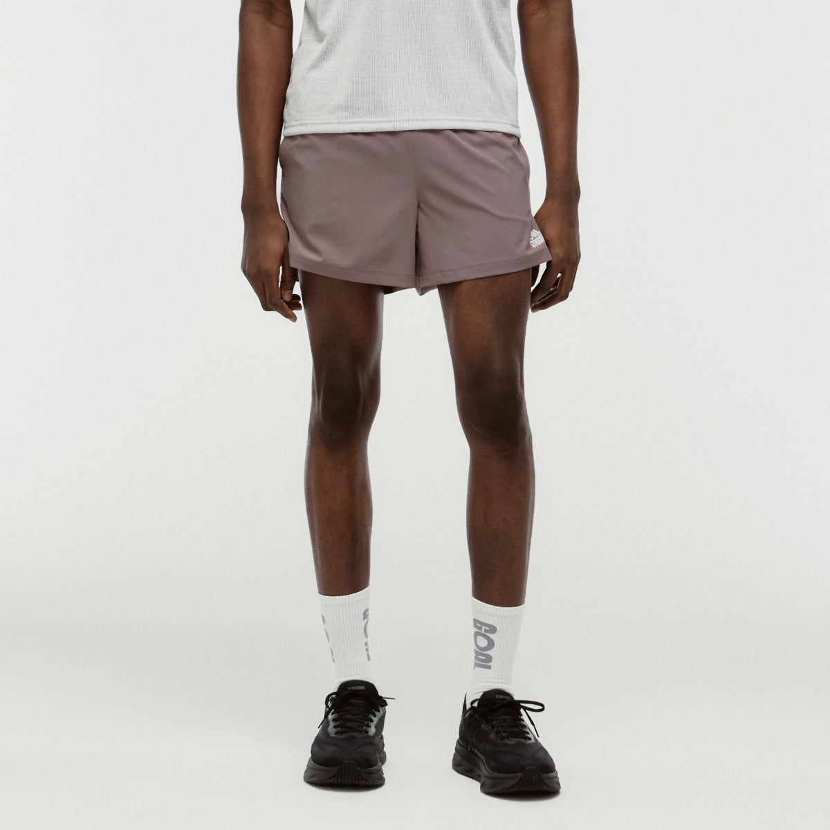 M'S 5" RUNNING SHORTS - BROWN