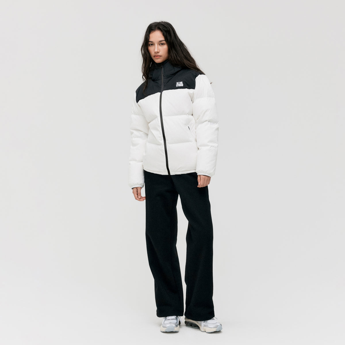 ESSENTIAL HOODED PUFFER DOWN JACKET - OFF WHITE