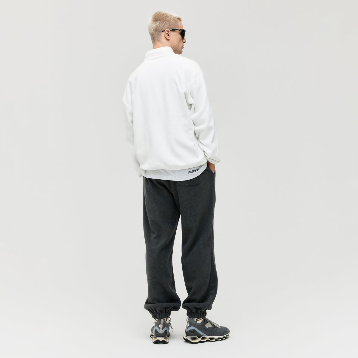 ESSENTIAL MICROFLEECE QUARTER ZIP-UP TEE - OFF WHITE