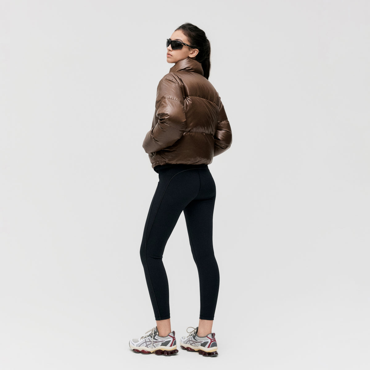 W'S CROPPED PUFFER DOWN JACKET - DARK BROWN