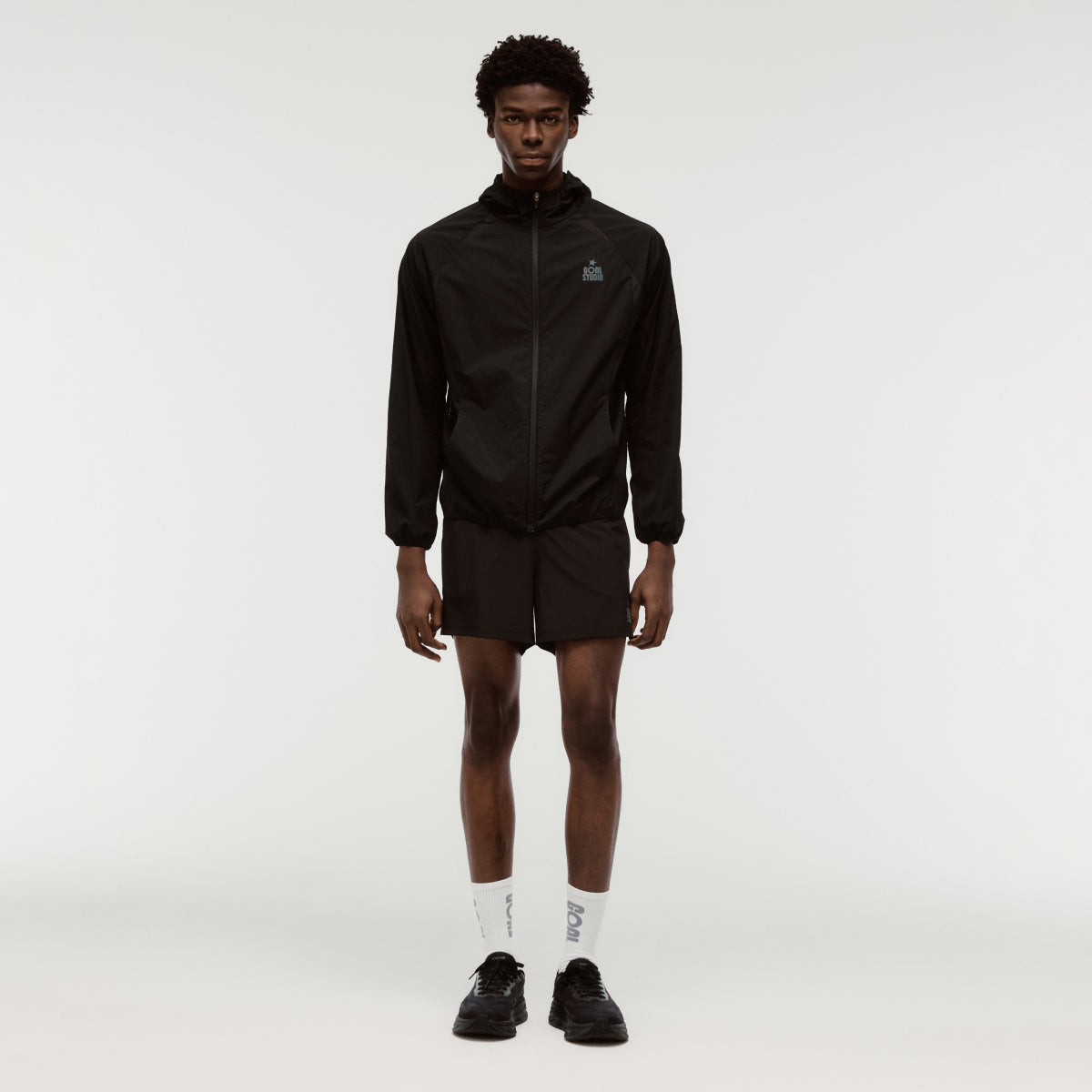M'S ESSENTIAL SUPER LIGHT JACKET - BLACK