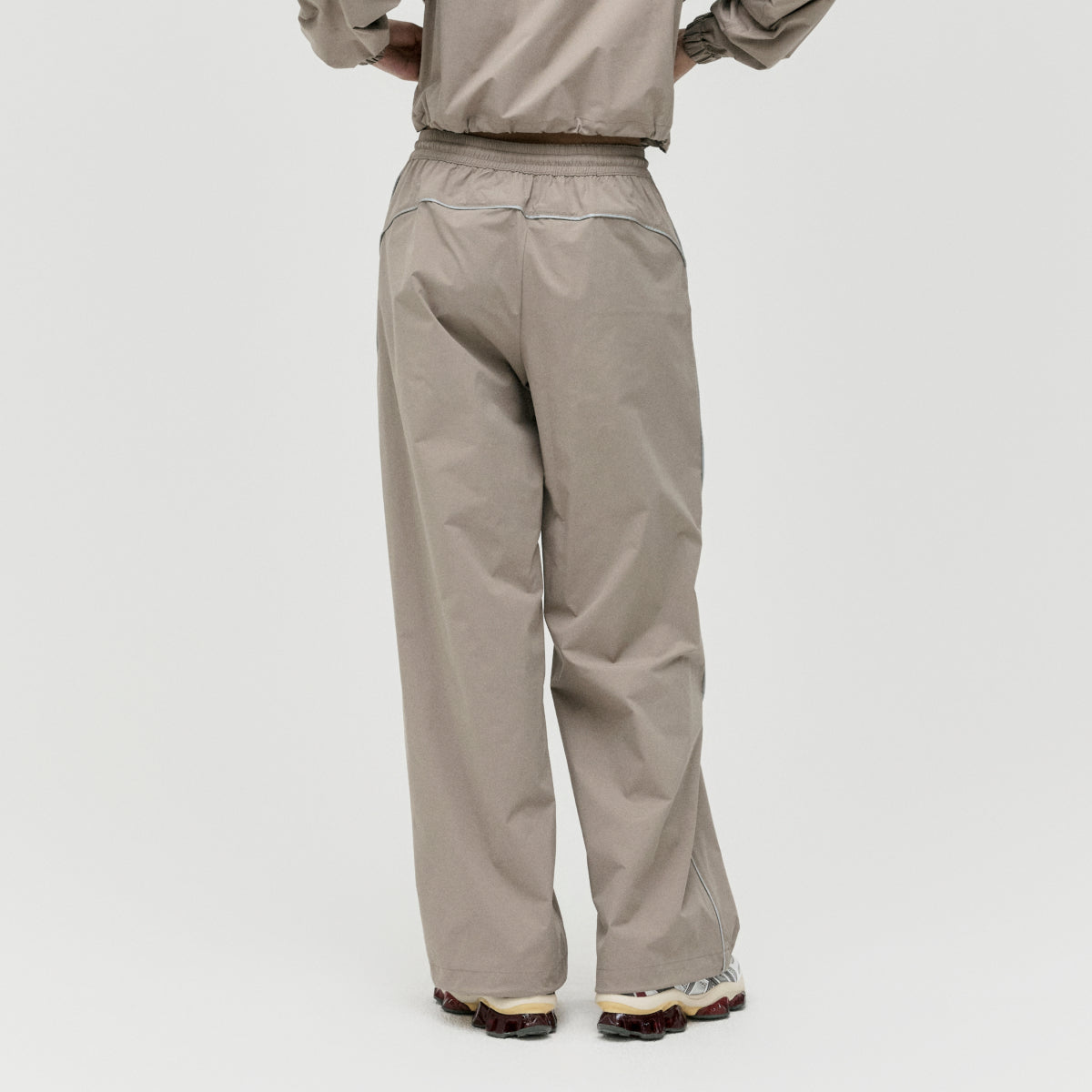 W'S STRETCH TRACK PANTS - DARK BEIGE