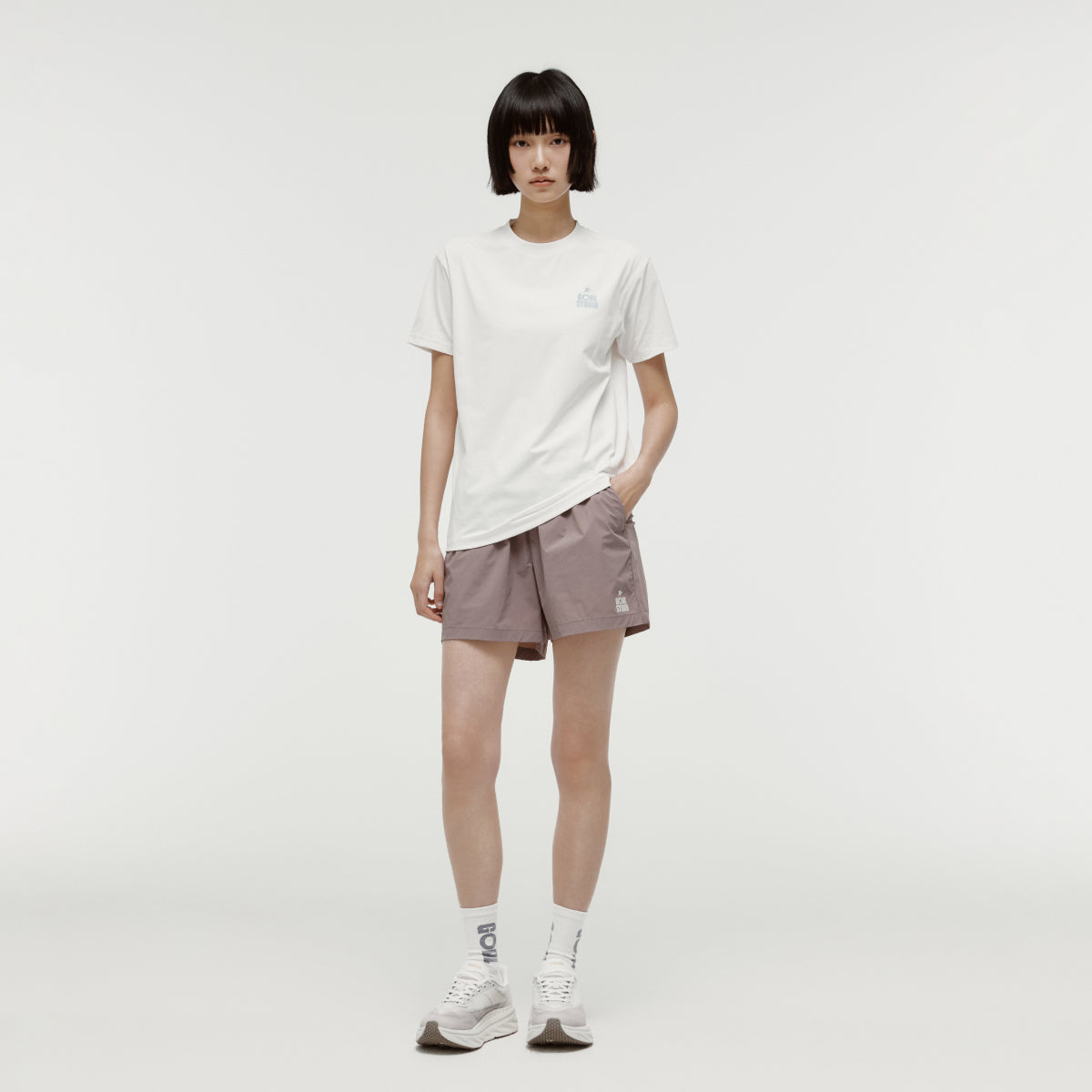 W'S ESSENTIAL STRETCH SHORTS - BROWN