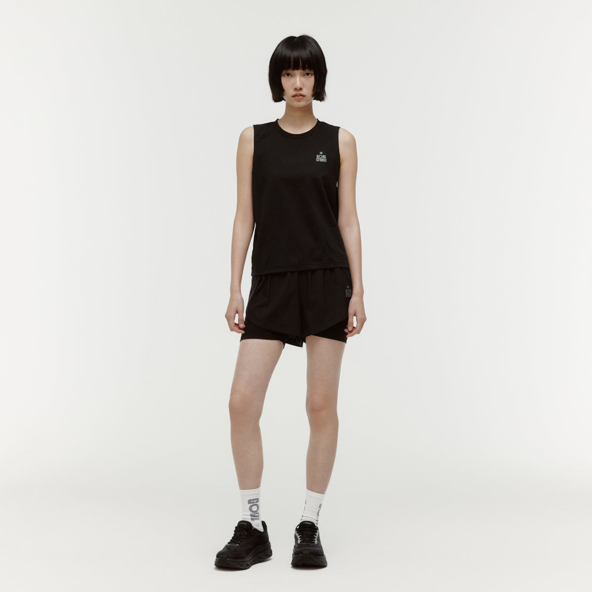 W'S ESSENTIAL AIRDRY SLEEVELESS - BLACK