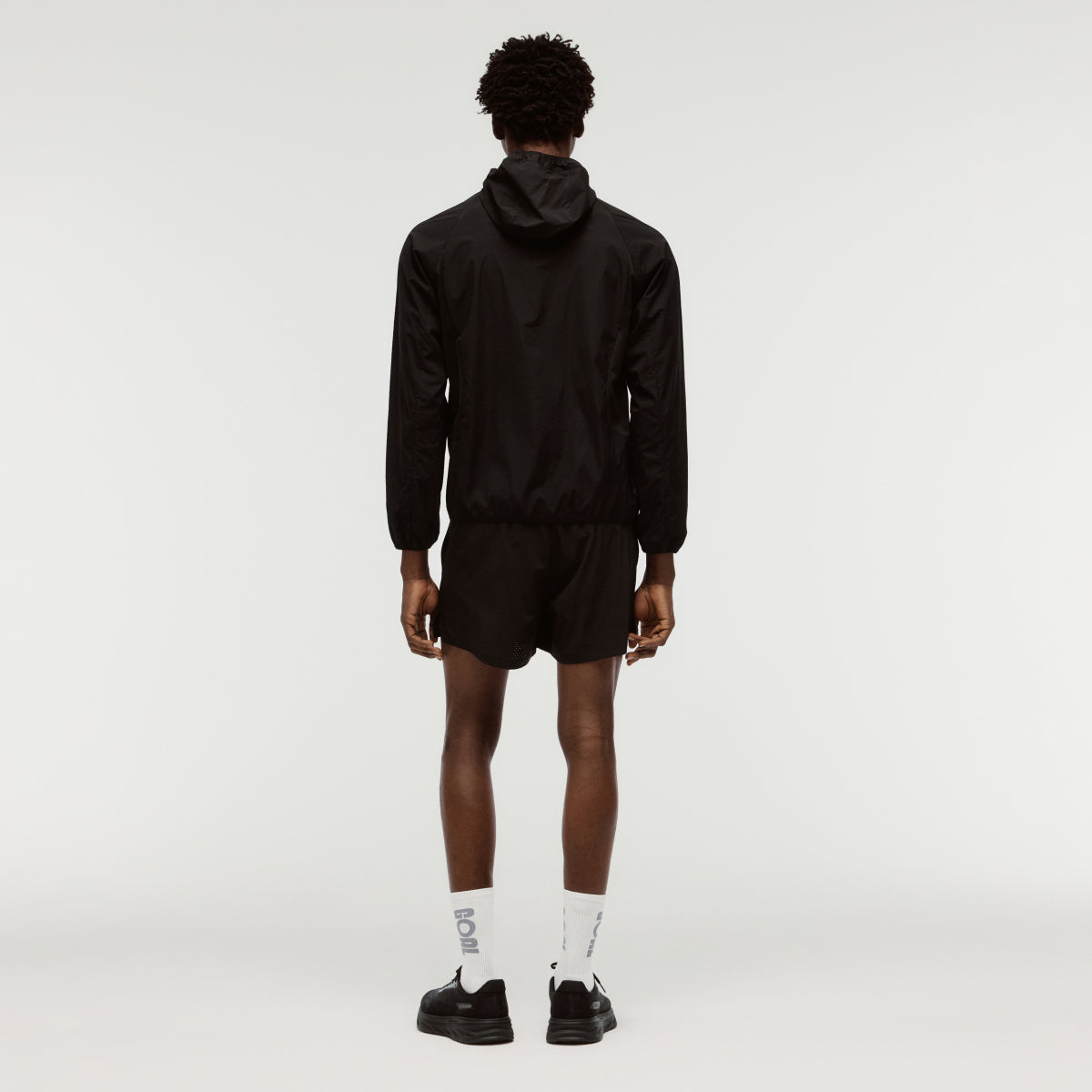 M'S ESSENTIAL SUPER LIGHT JACKET - BLACK