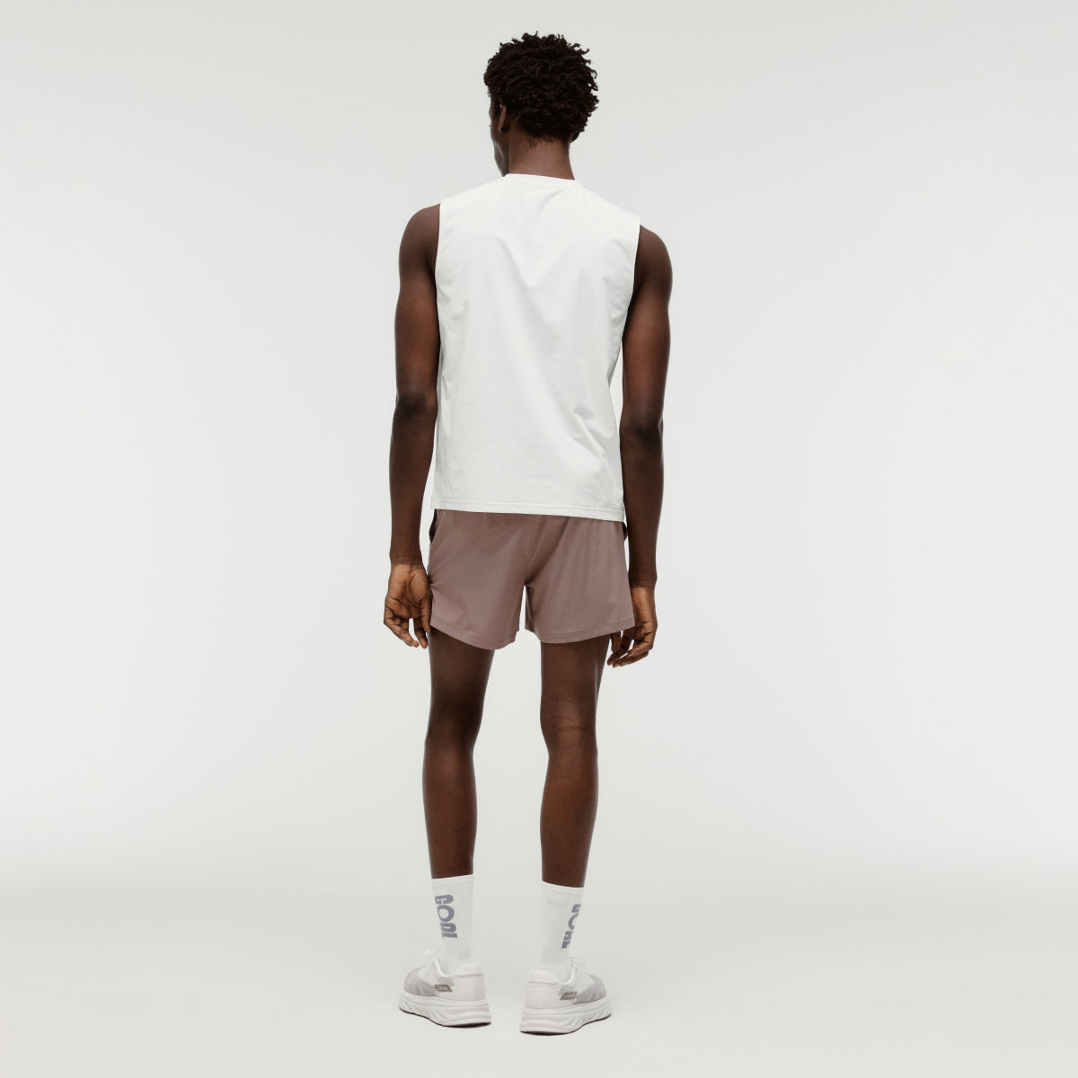 M'S ESSENTIAL AIRDRY SLEEVELESS - OFF WHITE