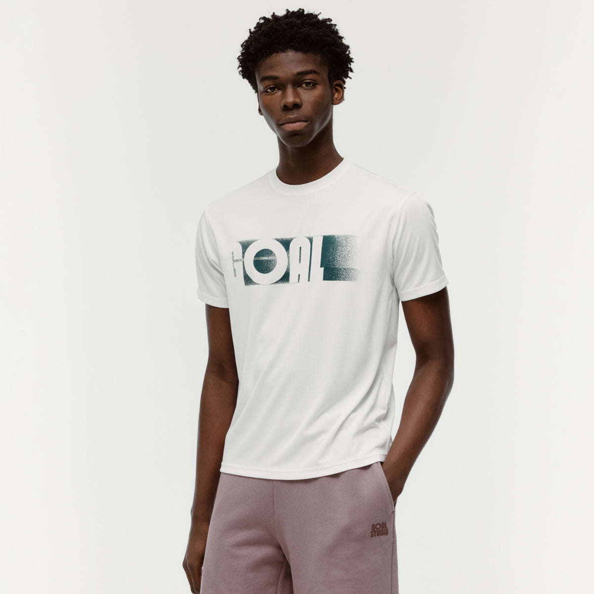 ACTIVE FRONT GOAL LOGO TEE - OFF WHITE