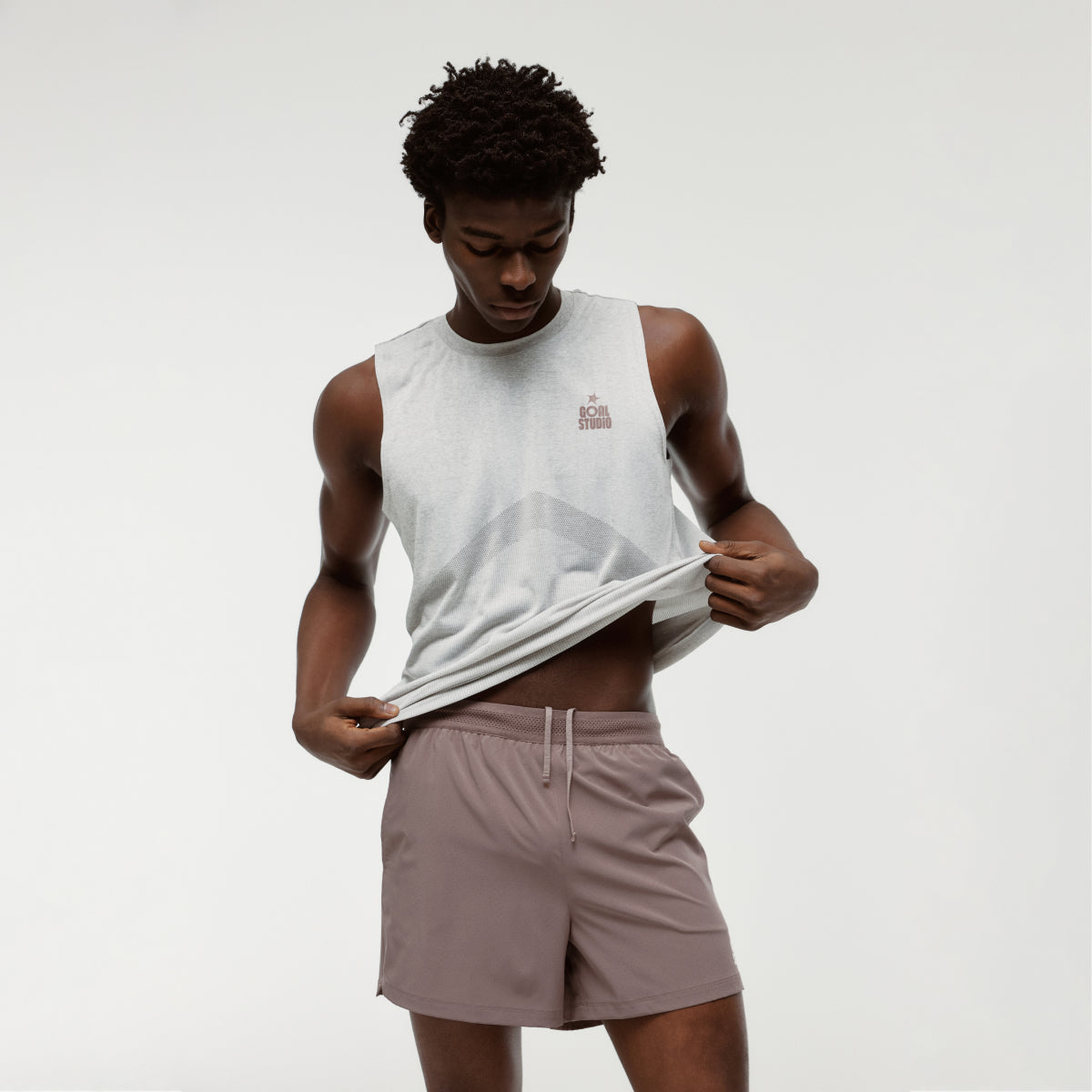 M'S 5" RUNNING SHORTS - BROWN