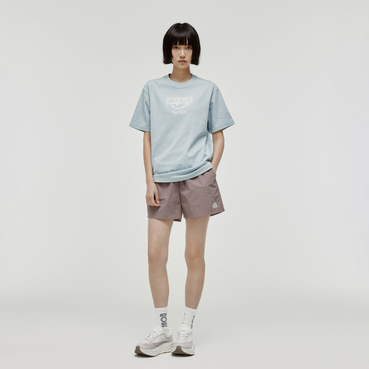 W'S ESSENTIAL STRETCH SHORTS - BROWN