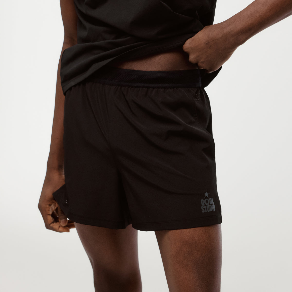 M'S 5" RUNNING SHORTS - BLACK