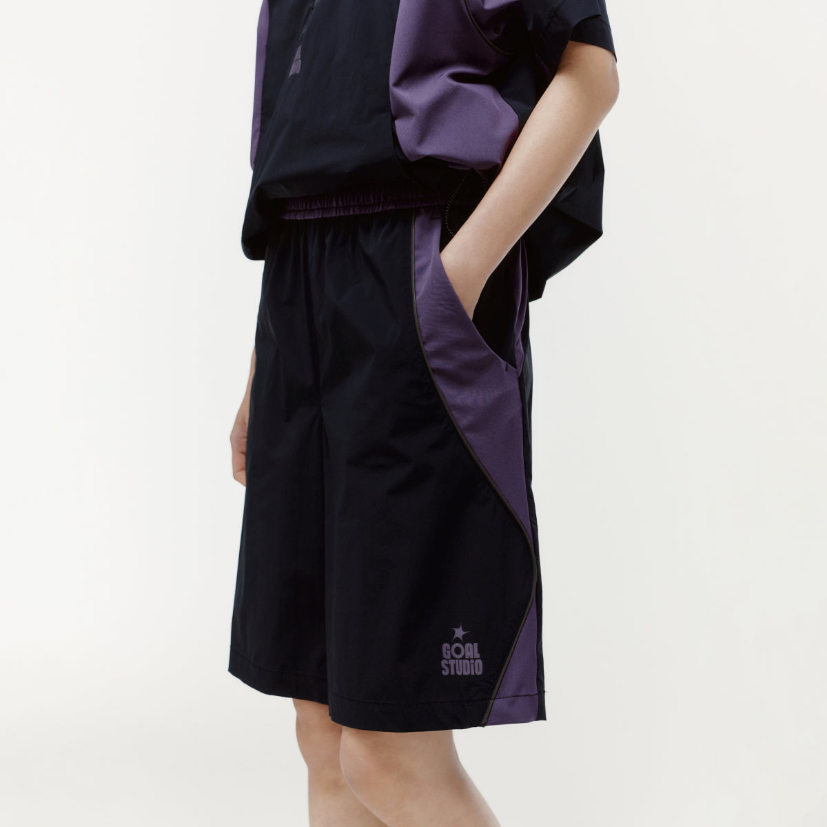 9" BERMUDA SHORTS - NAVY