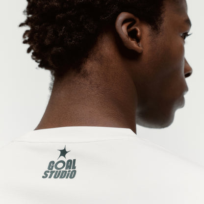 ACTIVE FRONT GOAL LOGO TEE - OFF WHITE