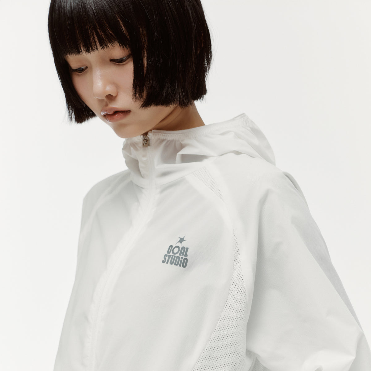 W'S ESSENTIAL SUPER LIGHT JACKET - OFF WHITE