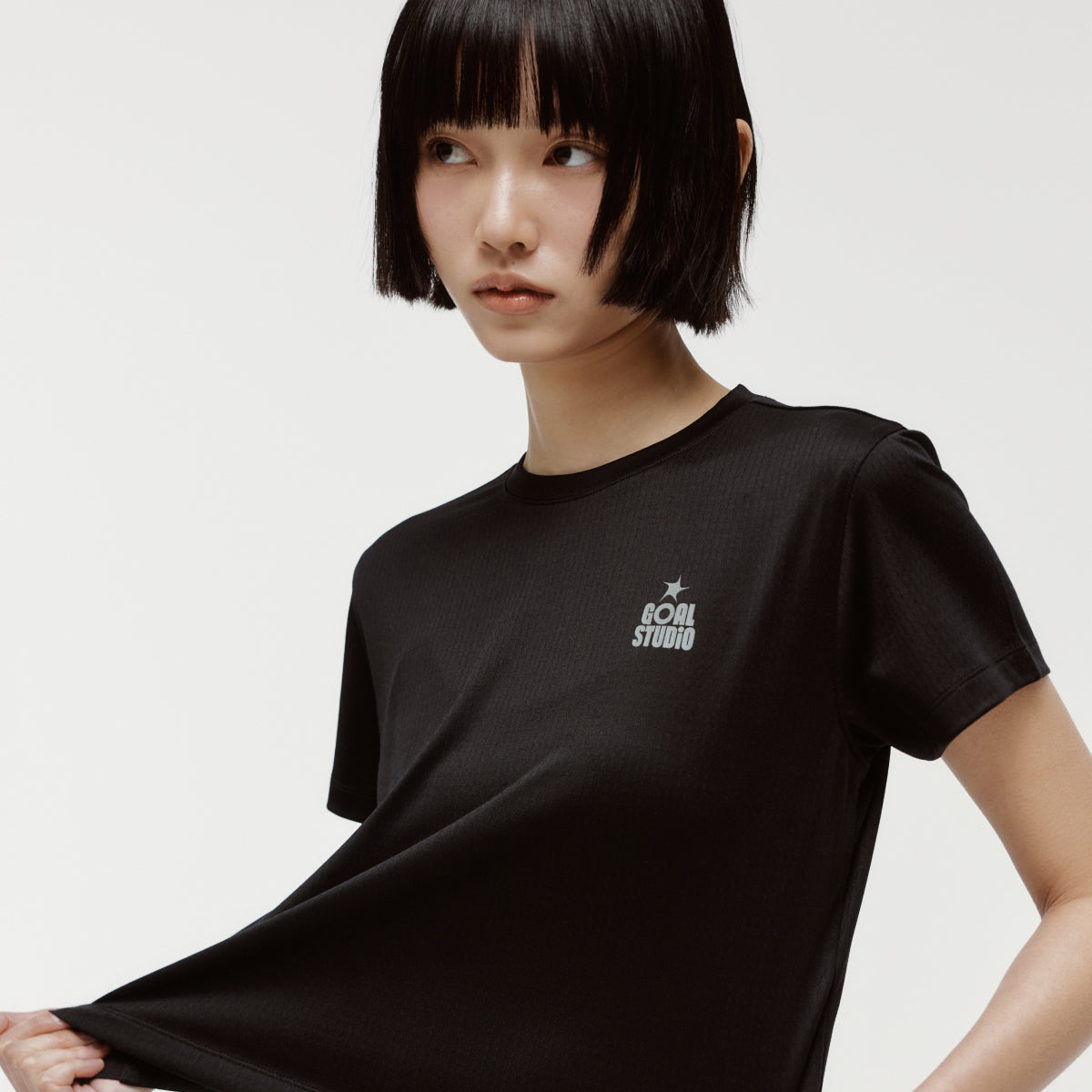 W'S TRACK GOAL LOGO CROP TEE - BLACK