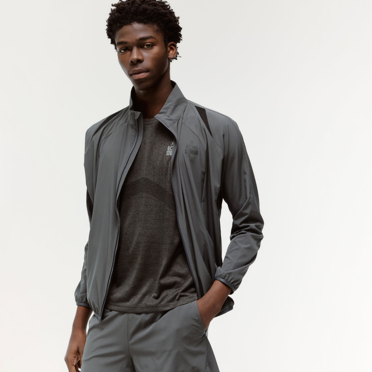 M'S PUNCHING LIGHT JACKET - CHARCOAL