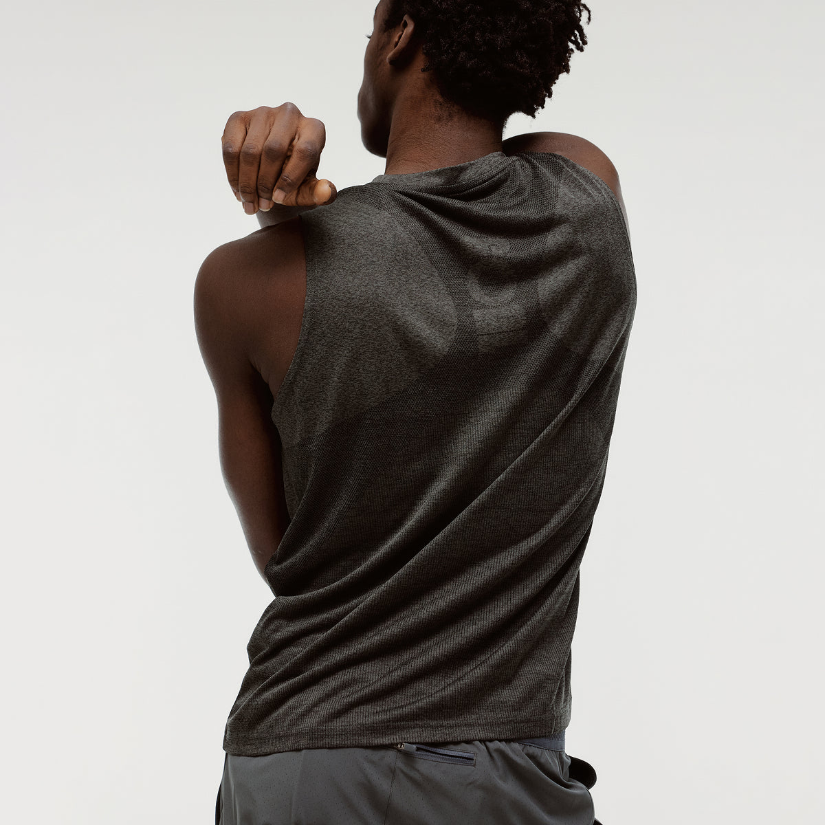 M'S JACQUARD SLEEVELESS - CHARCOAL