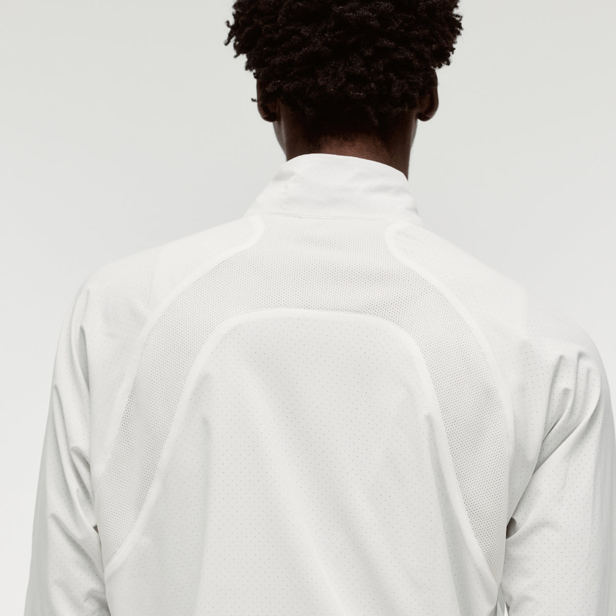 M'S PUNCHING LIGHT JACKET - OFF WHITE