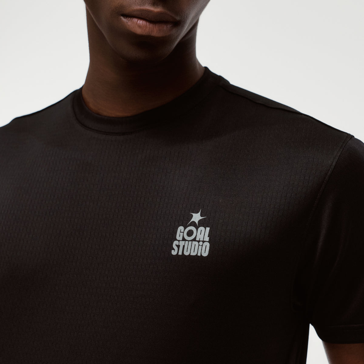 ACTIVE TRACK GOAL LOGO TEE - BLACK
