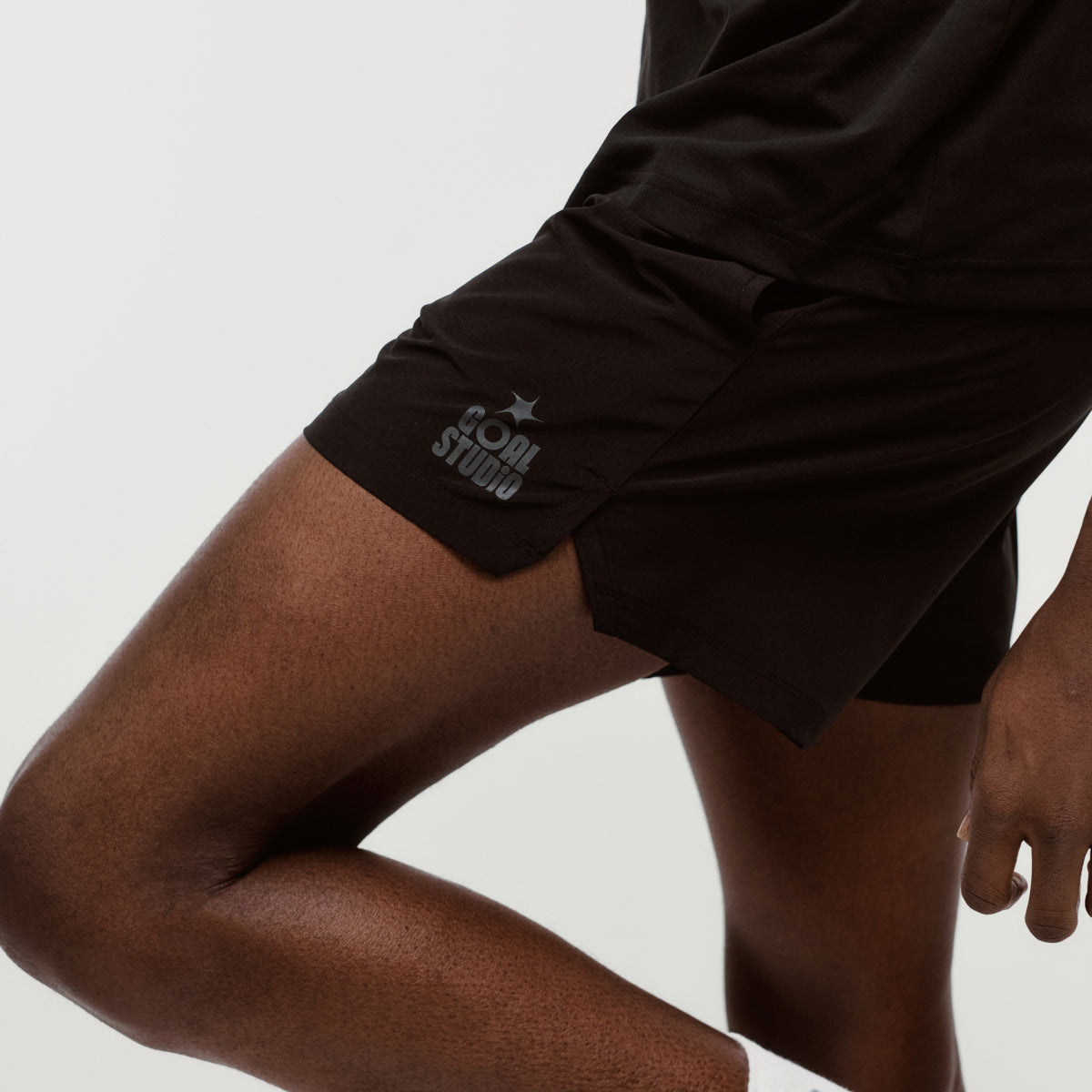 M'S 5" RUNNING SHORTS - BLACK