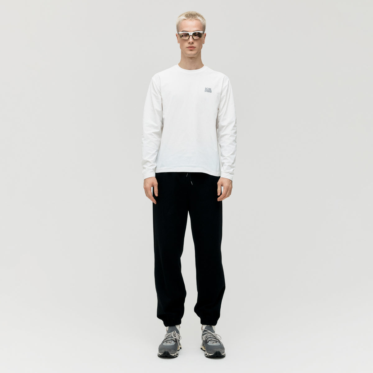 M'S AIR DRY LONGSLEEVE TEE - OFF WHITE