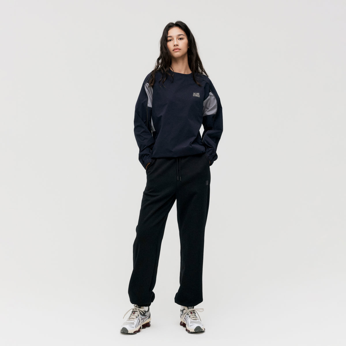 ESSENTIAL STRETCH WIND PULLOVER - NAVY