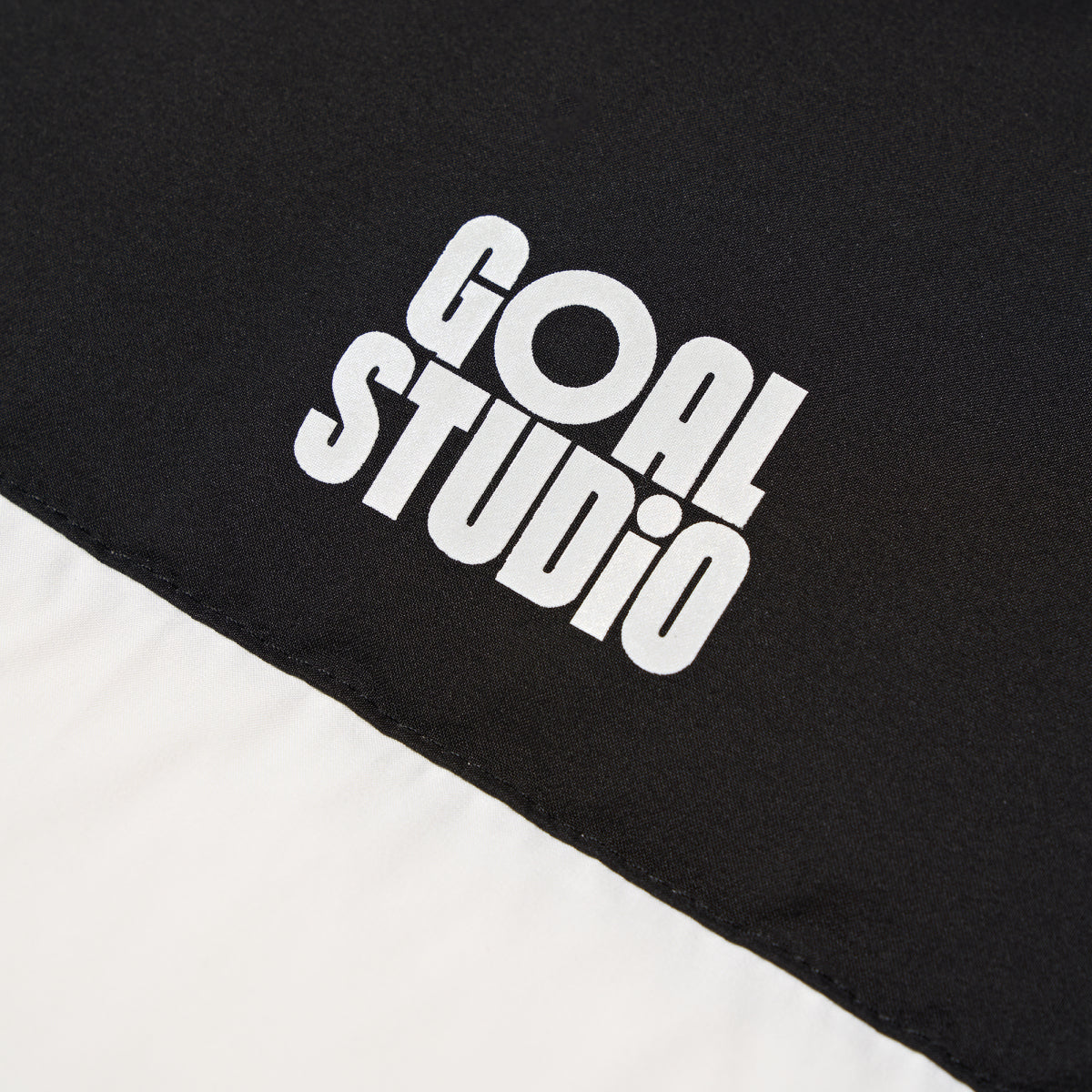 ESSENTIAL HOODED PUFFER DOWN JACKET - OFF WHITE