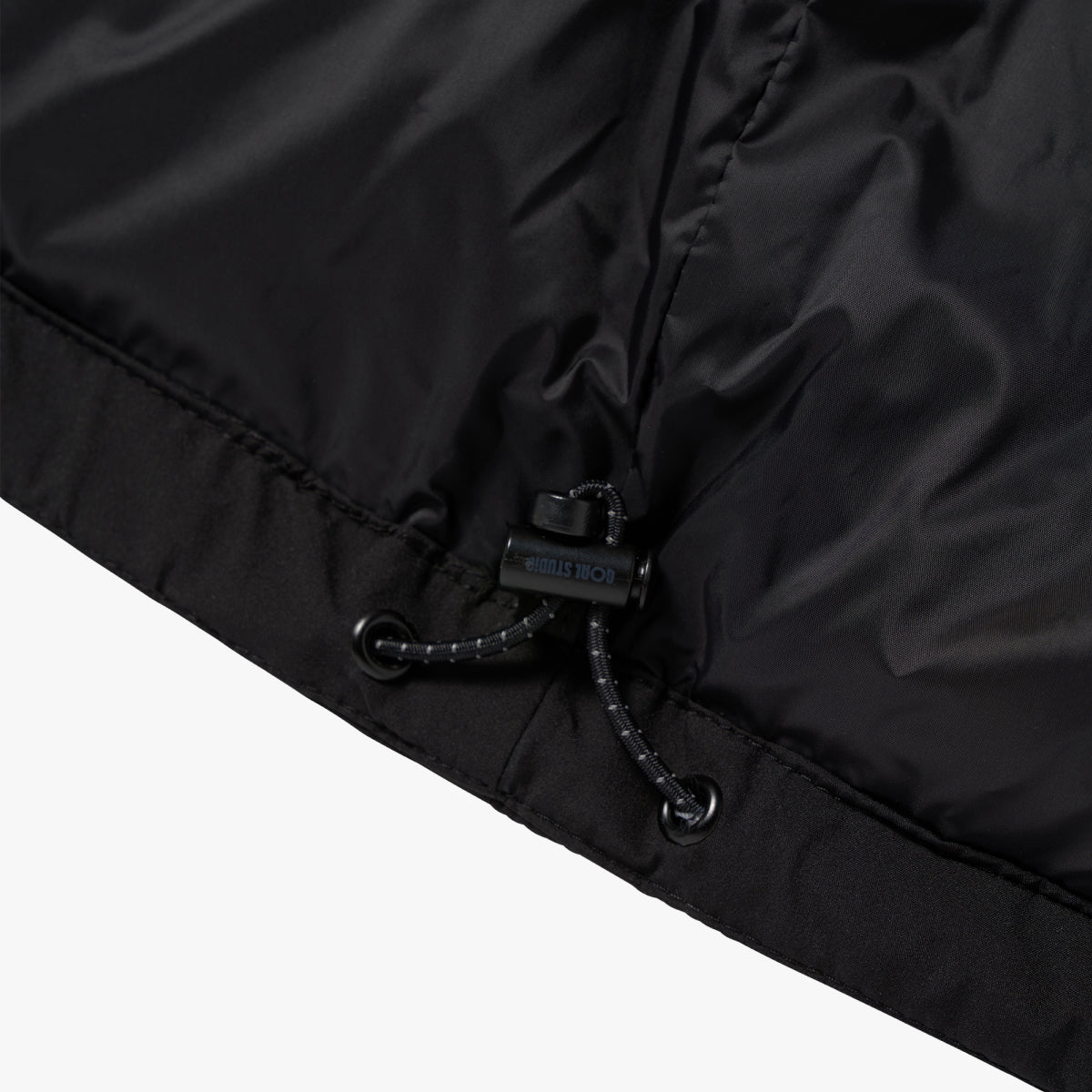 ESSENTIAL HOODED PUFFER DOWN JACKET - BLACK