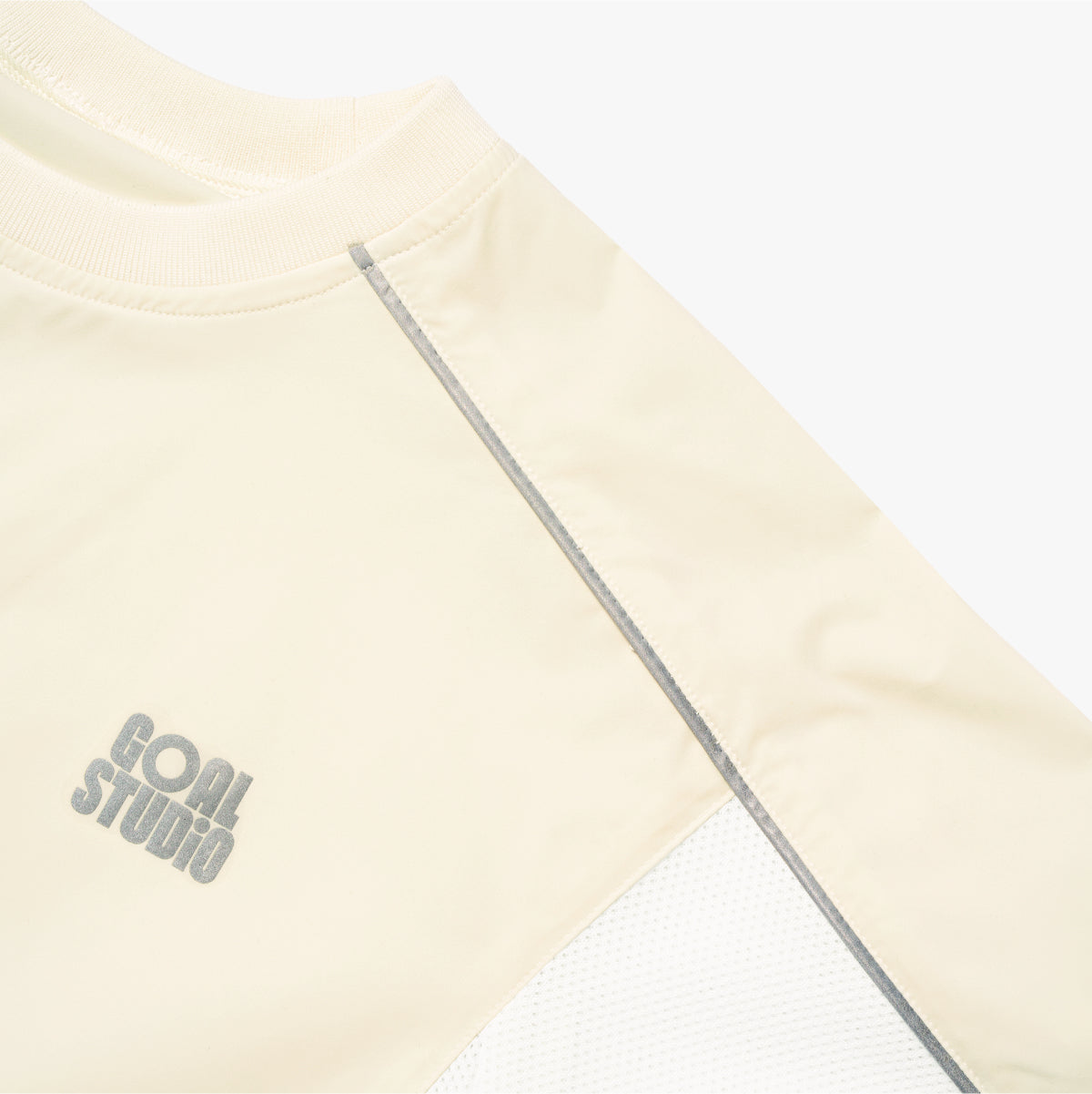 ESSENTIAL STRETCH WIND PULLOVER - CREAM