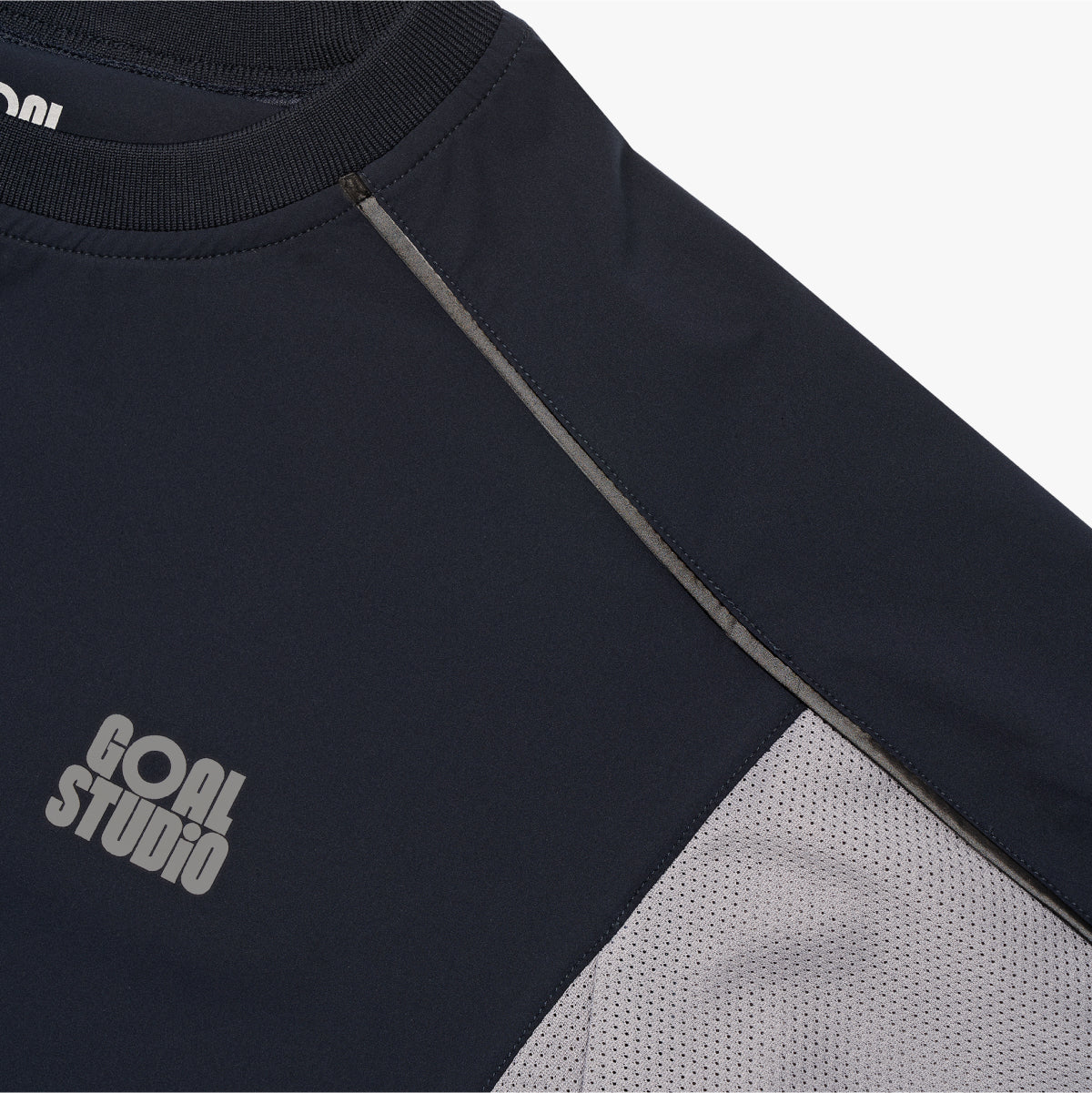 ESSENTIAL STRETCH WIND PULLOVER - NAVY