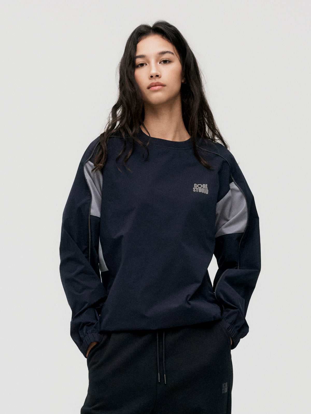 ESSENTIAL STRETCH WIND PULLOVER - NAVY