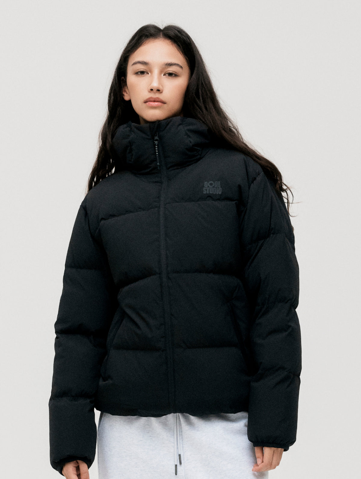 ESSENTIAL HOODED PUFFER DOWN JACKET - BLACK