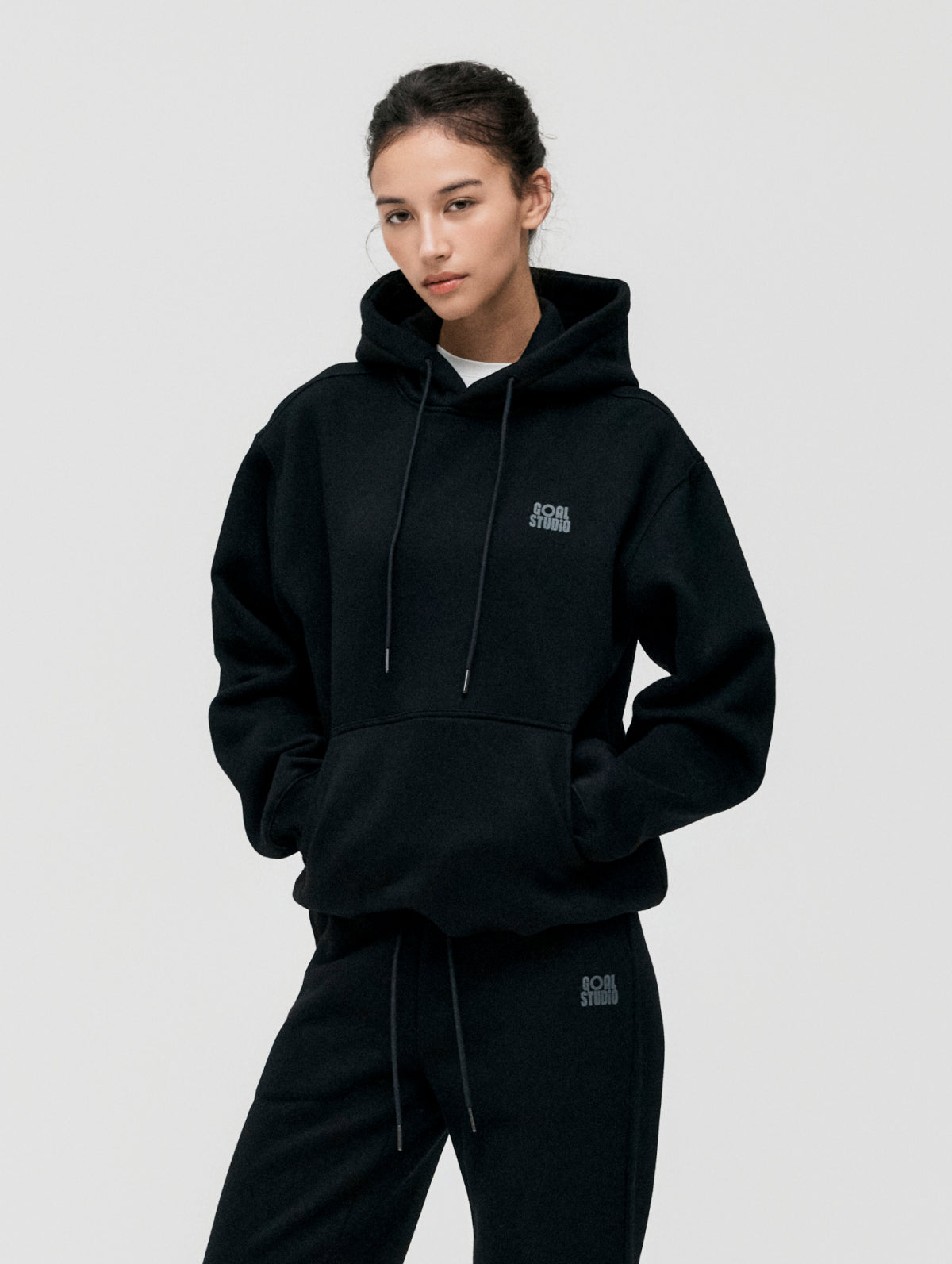 ESSENTIAL BRUSHED HOODIE - BLACK