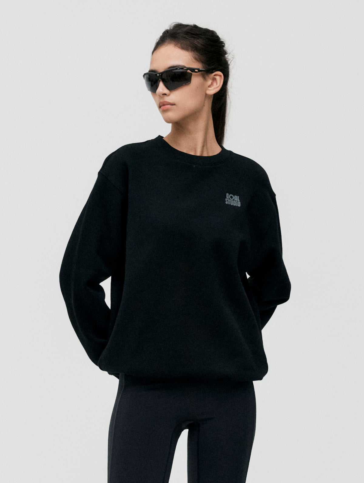 ESSENTIAL BRUSHED SWEAT - BLACK