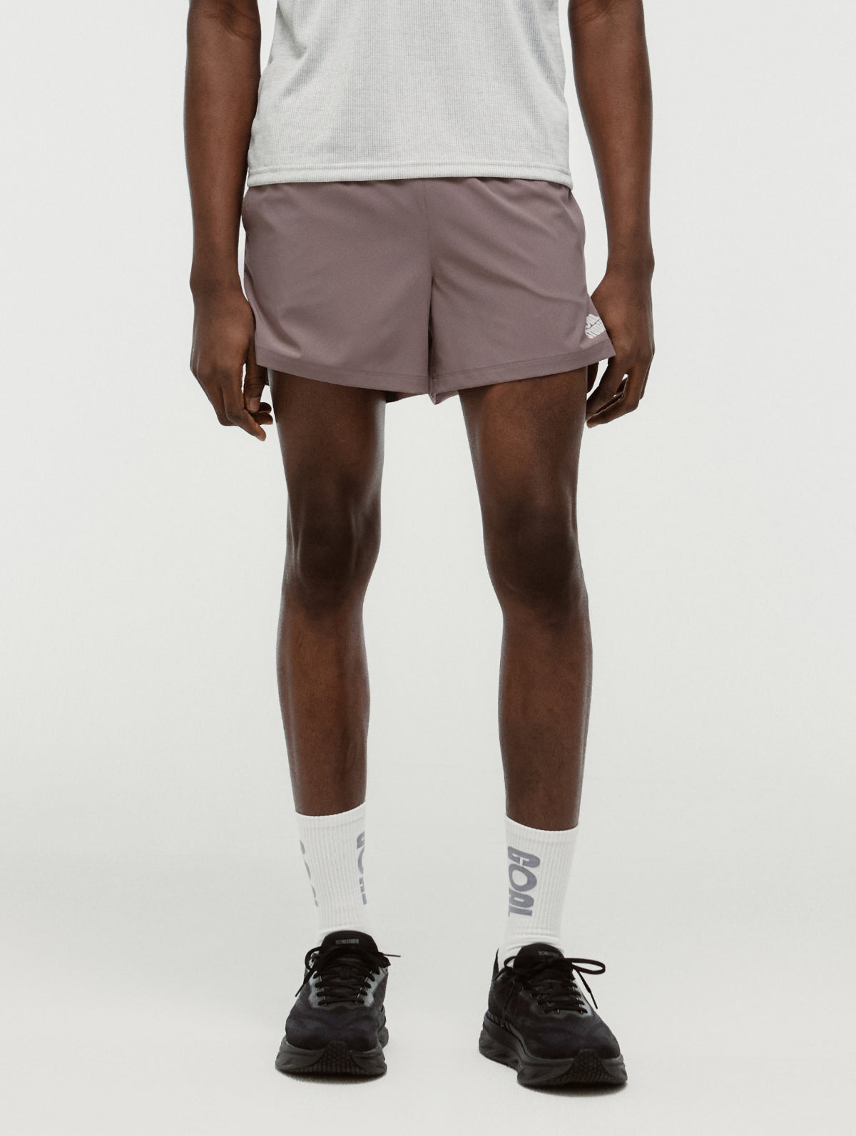 M'S 5" RUNNING SHORTS - BROWN