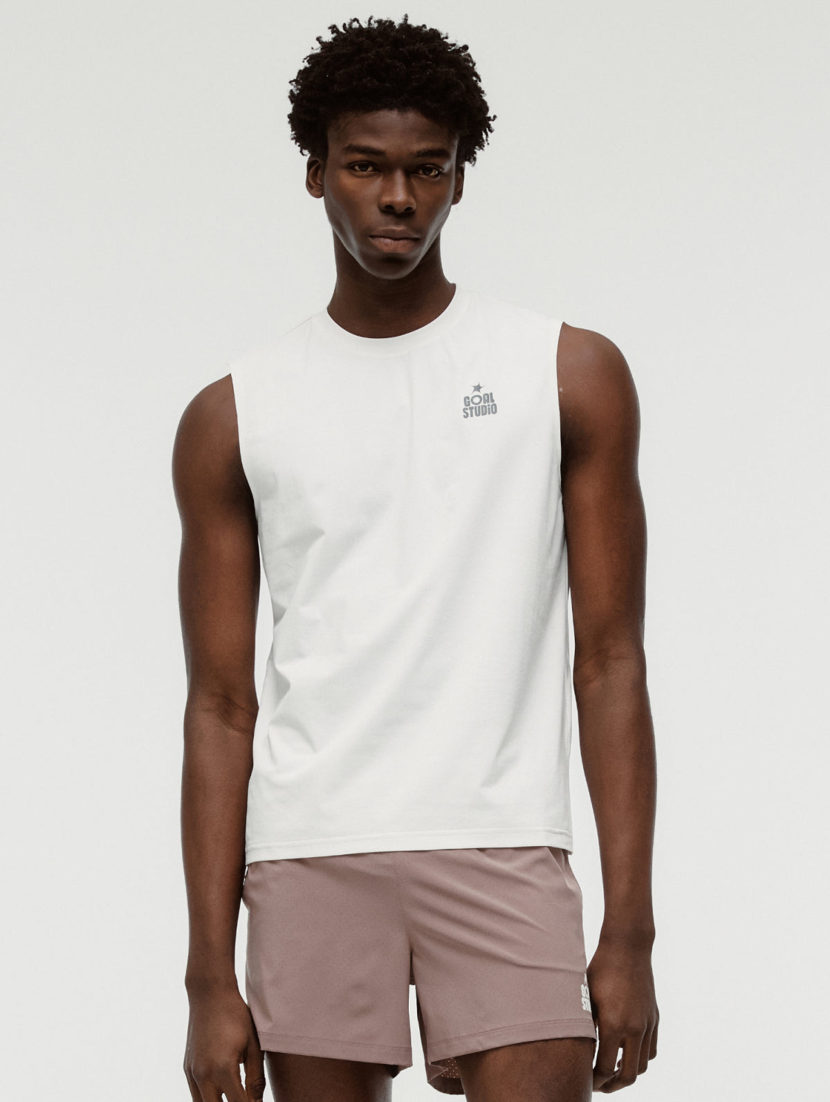 M'S ESSENTIAL AIRDRY SLEEVELESS - OFF WHITE