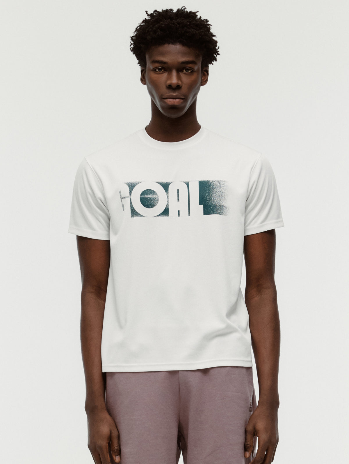 ACTIVE FRONT GOAL LOGO TEE - OFF WHITE