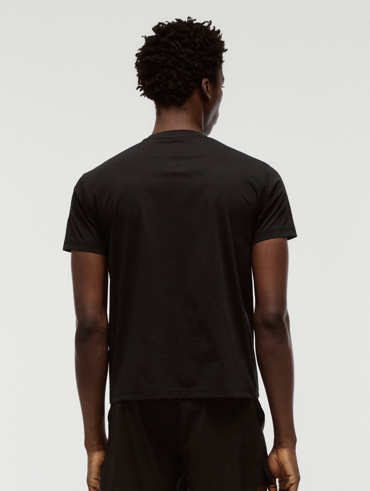 M'S ESSENTIAL AIRDRY TEE - BLACK