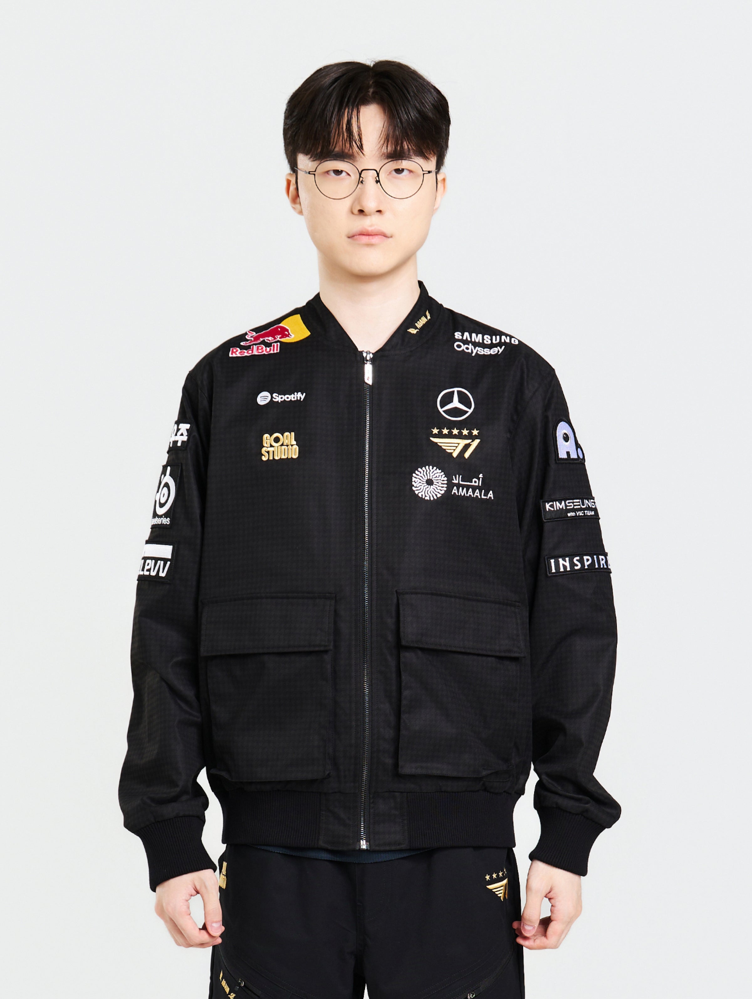 スポーツ選手 T1 UNIFORM WORLDS 2025 JACKET SIZE L 2025 T1 WORLDS UNIFORM JACKET – GOALSTUDIO